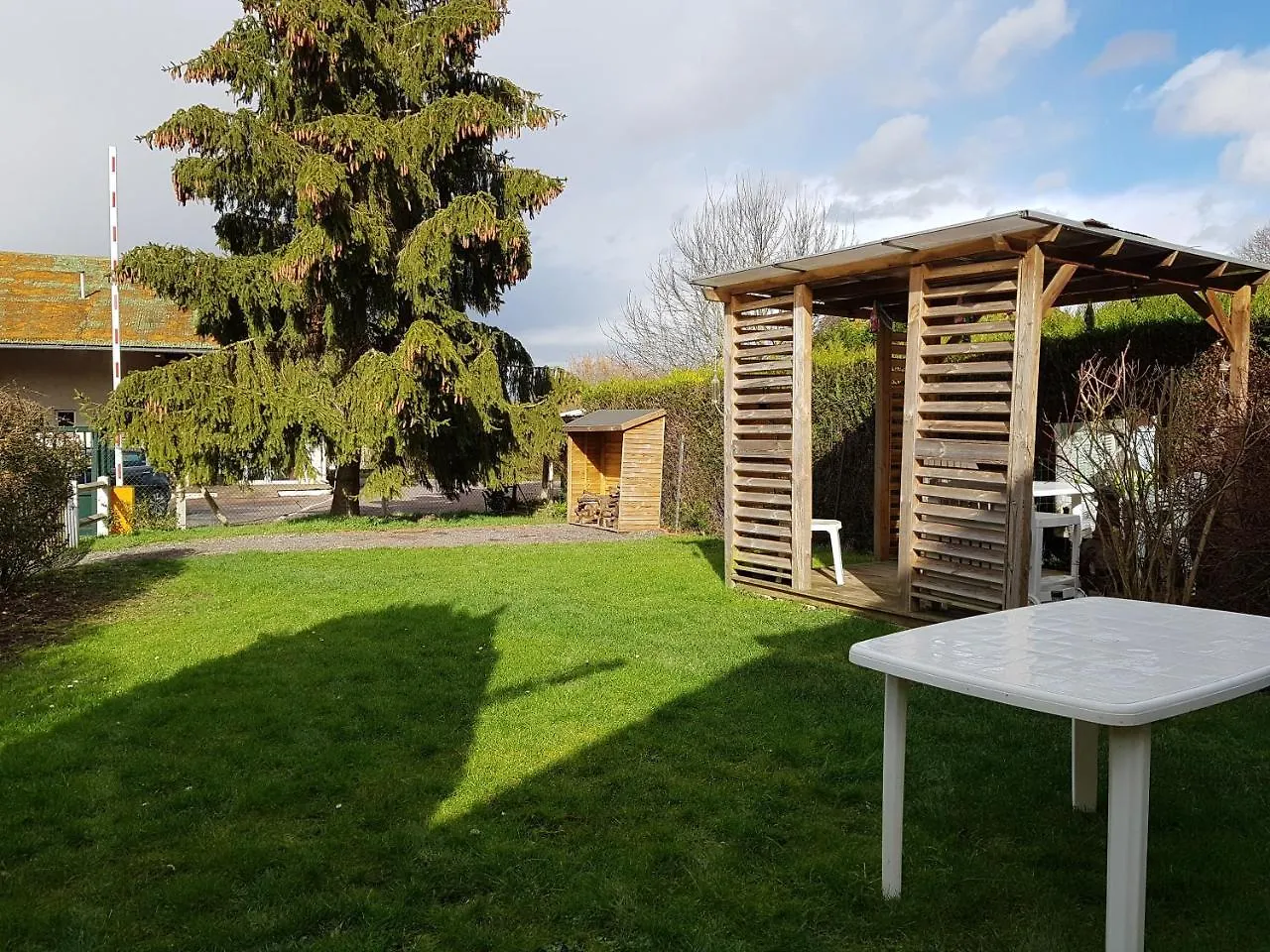 Kemp Camping Du Vivier Aux Carpes